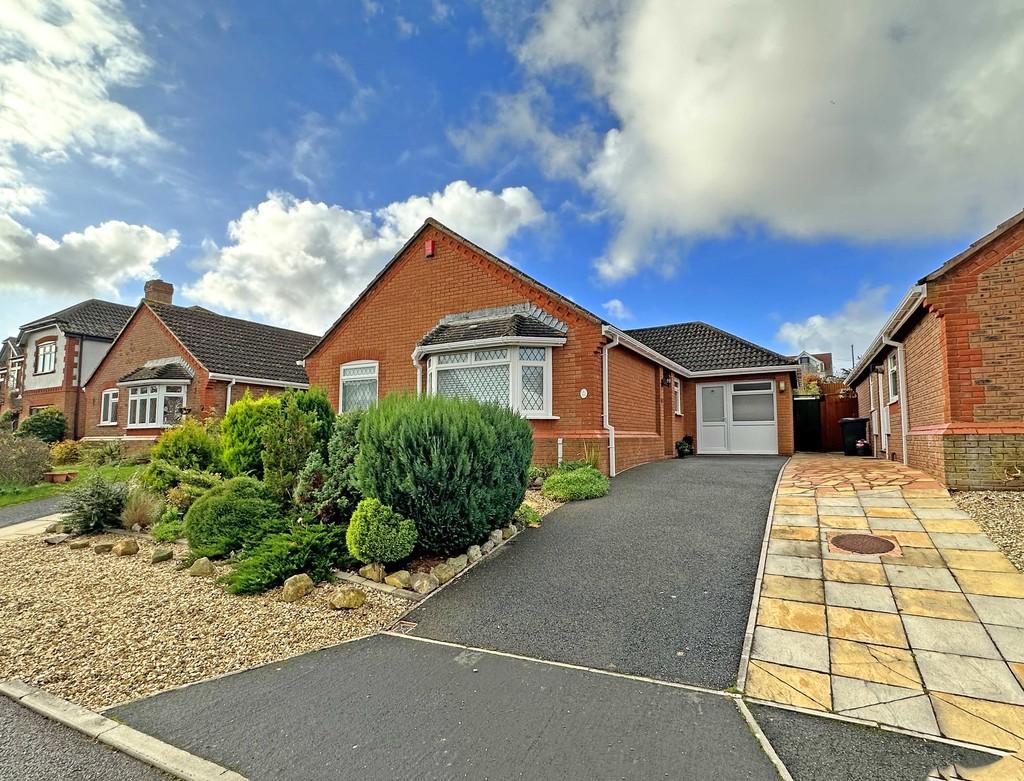 Brownlees, Exminster 3 bed detached bungalow for sale £450,000