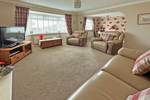 63 Brownlees, Exminster, Exeter, EX6 8SW