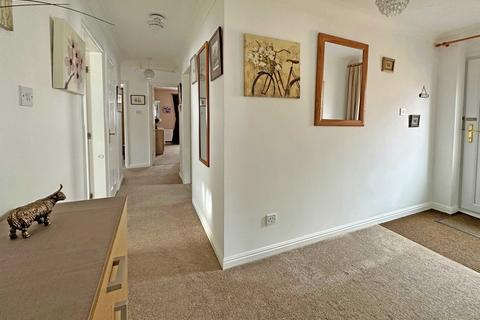 63 Brownlees, Exminster, Exeter, EX6 8SW
