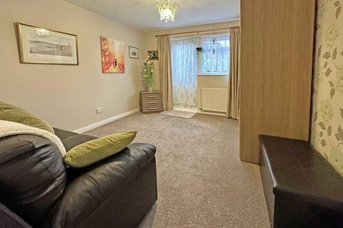 63 Brownlees, Exminster, Exeter, EX6 8SW