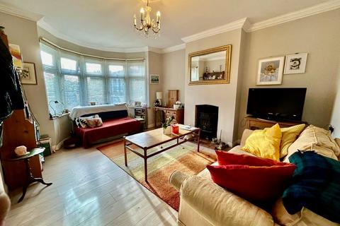 3 bedroom terraced house to rent - Marlborough Hill, Harrow HA1