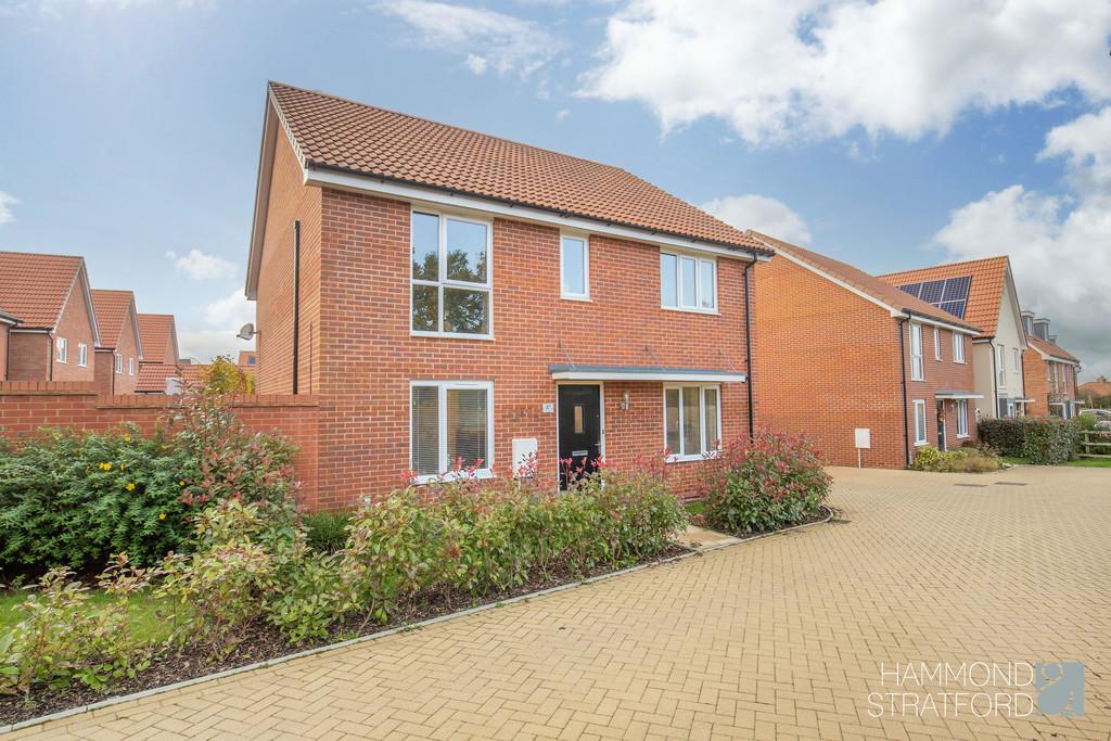 Velvet Close, Wymondham 4 bed detached house for sale £450,000