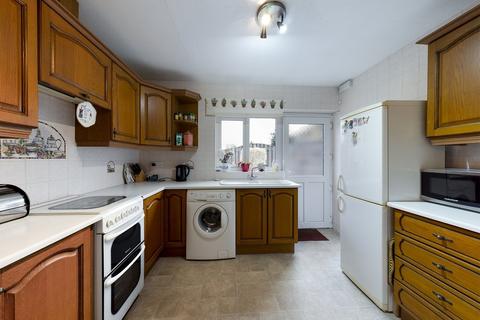 8 Amberley Rise, Skellow, Doncaster, DN6 8NT