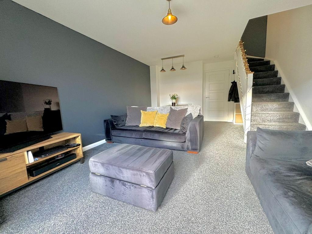 Blunsdon St. Andrew, Swindon SN25 2 bed semidetached house for sale