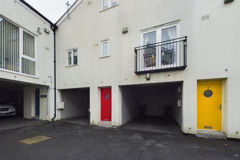 3 bedroom townhouse to rent - 10 Martindales Yard, Library Road, Kendal, Cumbria, LA9 4TB