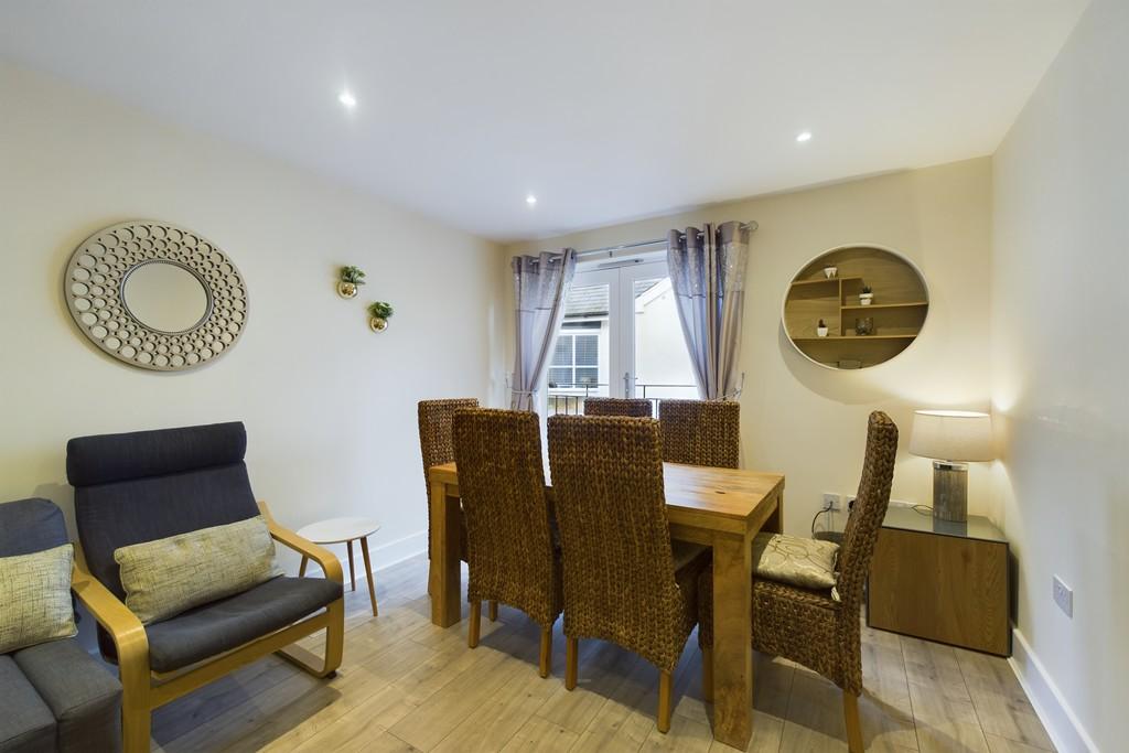 Lounge Dining Room