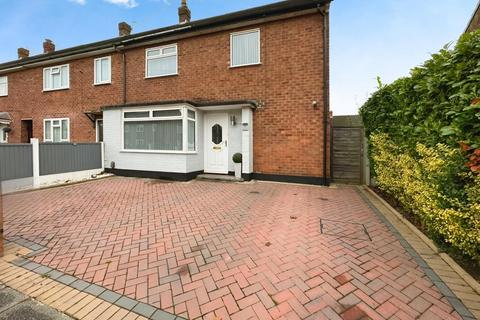 3 bedroom end of terrace house to rent, Yattendon Avenue, Manchester, Greater Manchester, M23