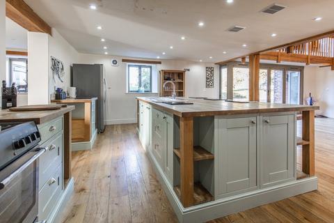 5 bedroom barn conversion for sale - Swafield