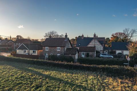 3 bedroom cottage for sale, Shouldham