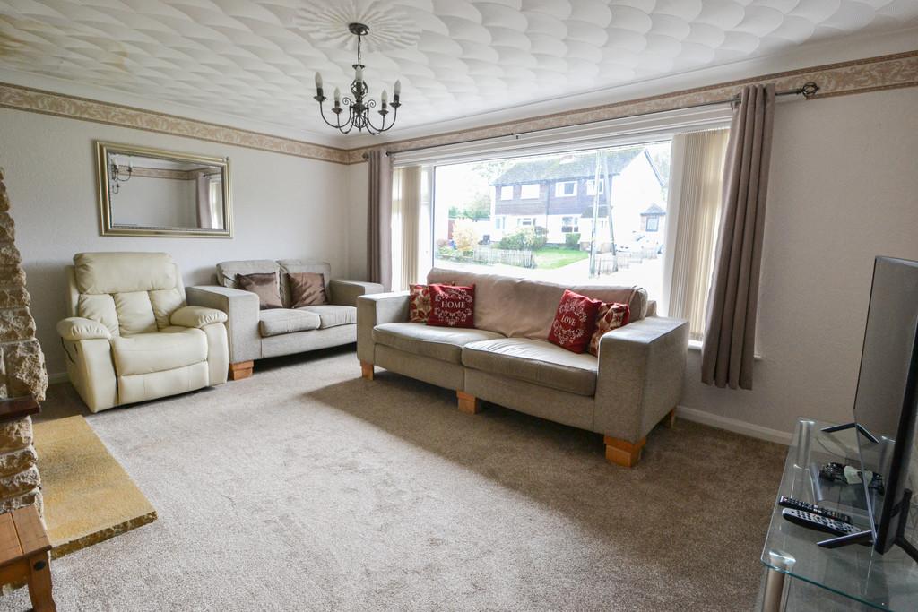 Haverhill Road, Horseheath 3 bed detached bungalow for sale £389,950