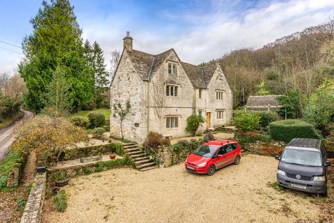 4 bedroom detached house to rent, Wick Street, Stroud