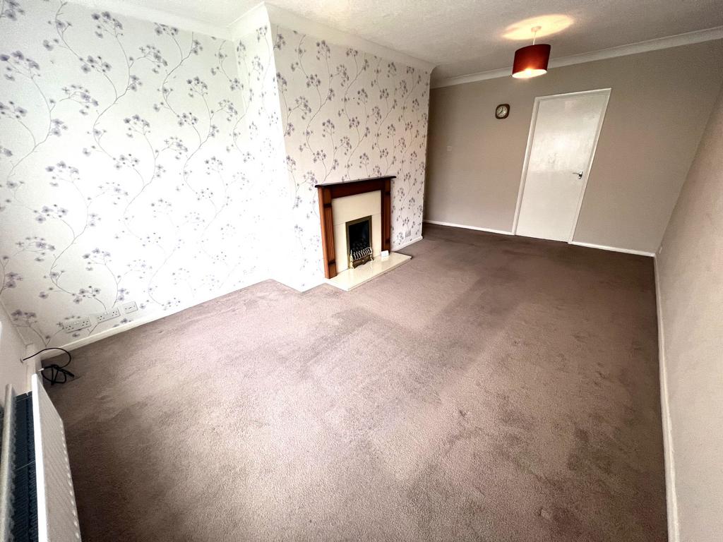 Woodside Way, Willenhall 2 bed semidetached bungalow £170,000