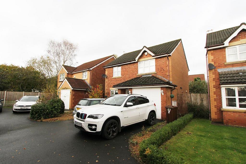 Bransdale Drive, AshtoninMakerfield, Wigan, WN4 8WA 3 bed detached