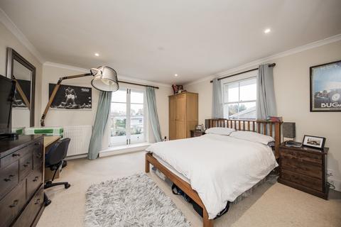 3 bedroom apartment for sale - Park Road, Southborough