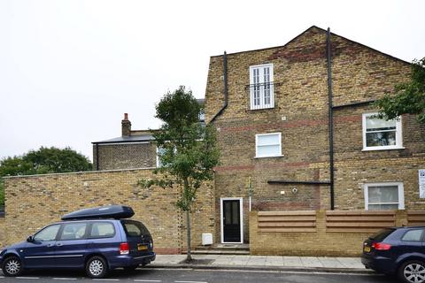 3 bedroom house to rent - Langthorne Street, Bishop's Park, London, SW6
