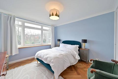 2 bedroom flat to rent, Kersfield Road, Putney, London, SW15