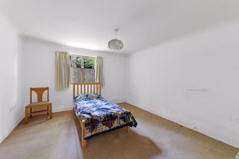 2 bedroom apartment for sale, The Lyons, East Street, Tonbridge, TN9 1DQ