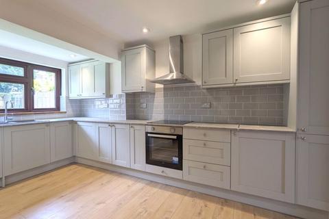 5 bedroom semi-detached house for sale, Silverhurst Drive, Tonbridge, TN10 3QH