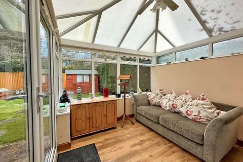 18 Brownshore Lane, Essington, Wolverhampton, WV11 2AL
