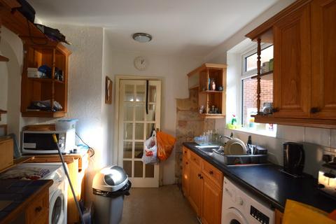 42 High Grove, London, SE18 2PT