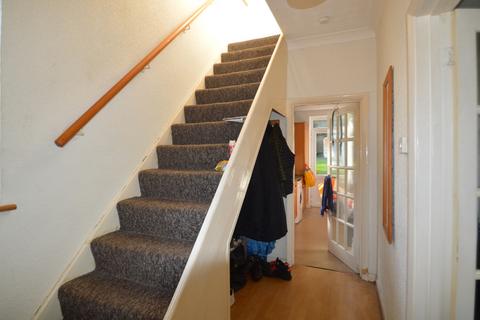 42 High Grove, London, SE18 2PT