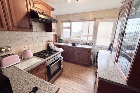 3 bedroom detached bungalow for sale, Avenue Road, Ventnor