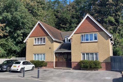 1 bedroom flat to rent, Sunningdale Gardens, Southampton SO18