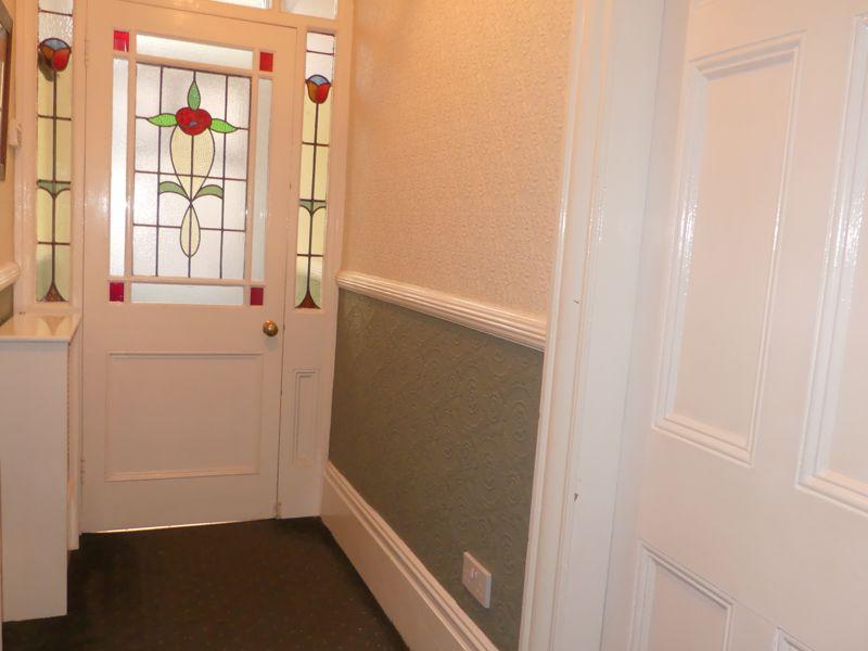 Oldham Road, Springhead OL4 2 bed terraced house for sale £229,950