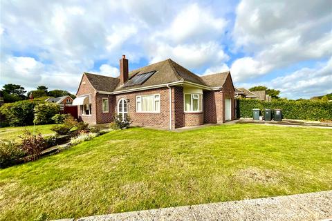 2 bedroom bungalow for sale, Forest Close, Highcliffe, Dorset, BH23
