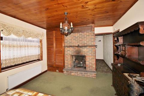 2 bedroom detached bungalow for sale - Cedar Close, Swanley