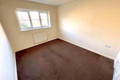 3 bedroom semi-detached house for sale - Tudor Court, Rhostyllen, Wrexham