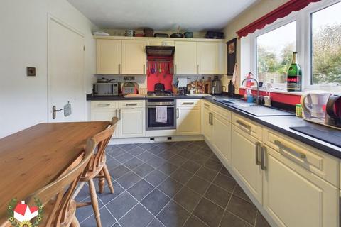 4 bedroom detached house for sale - Highclere Road, Quedgeley, Gloucester