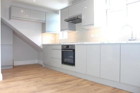 2 bedroom apartment to rent, College Hill Road, Harrow