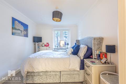 2 bedroom flat for sale, Knyveton Road, Bournemouth, BH1 3