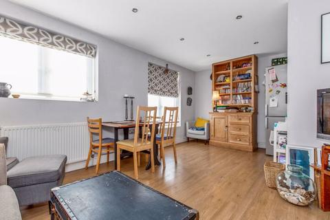 2 bedroom terraced house for sale, Church Road, Southbourne