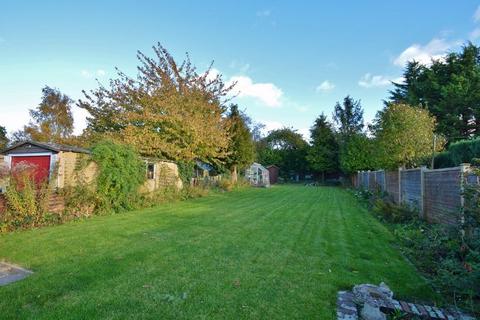 53 Elderdene, Chinnor, OX39 4EJ