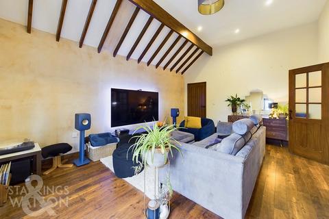 3 bedroom barn conversion for sale, Yarmouth Road, Blofield, Norwich