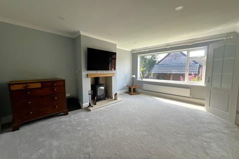 3 bedroom detached house for sale, Burton Close, Harby