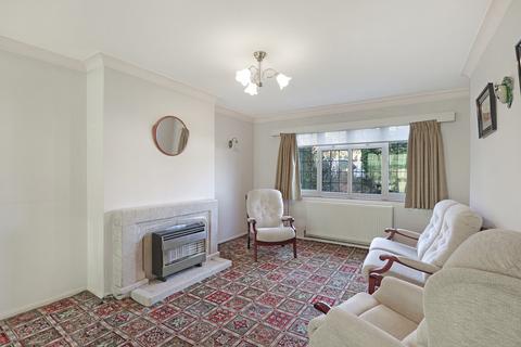 7 Spring Grove, Loughton, IG10 4QA
