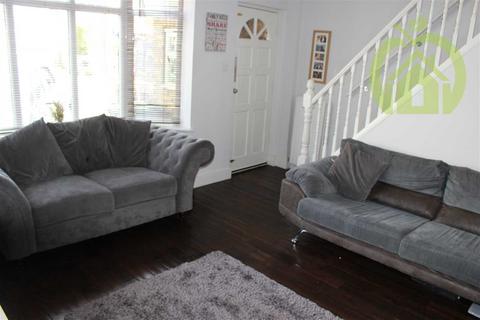 3 bedroom terraced house to rent - Harwood Avenue, Ardleigh Green, Hornchurch