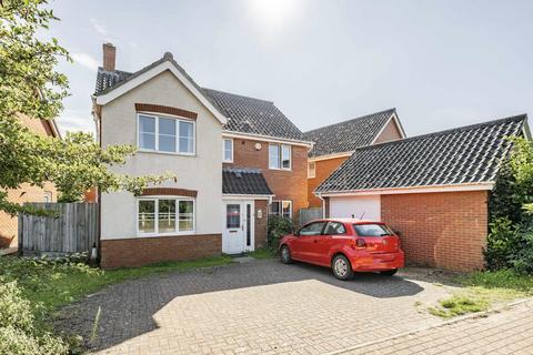 6 bedroom detached house to rent - Dow Close, Norwich