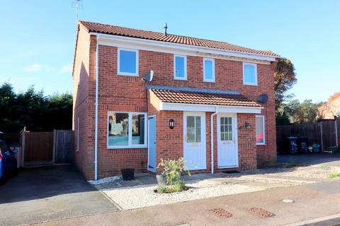 2 bedroom semi-detached house to rent, Ampthill MK45