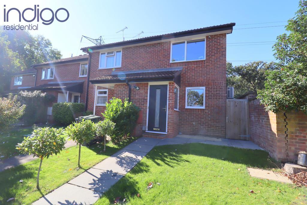 Oregon Way, Barton Hills, Luton, Bedfordshire, LU3 4AP 3 bed end of terrace house for sale £