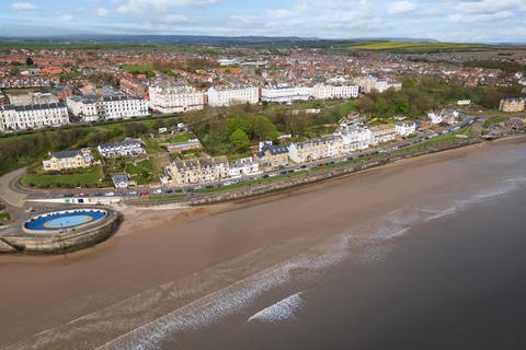 2 bedroom penthouse for sale, Downcliffe House, Filey, North Yorkshire, YO14