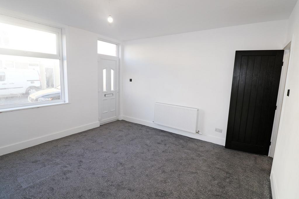 Forster Street, Warrington, WA2 3 bed terraced house £925 pcm (£213 pw)