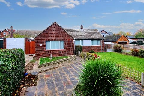 2 bedroom detached bungalow for sale, Timsons Lane, Chelmsford CM2