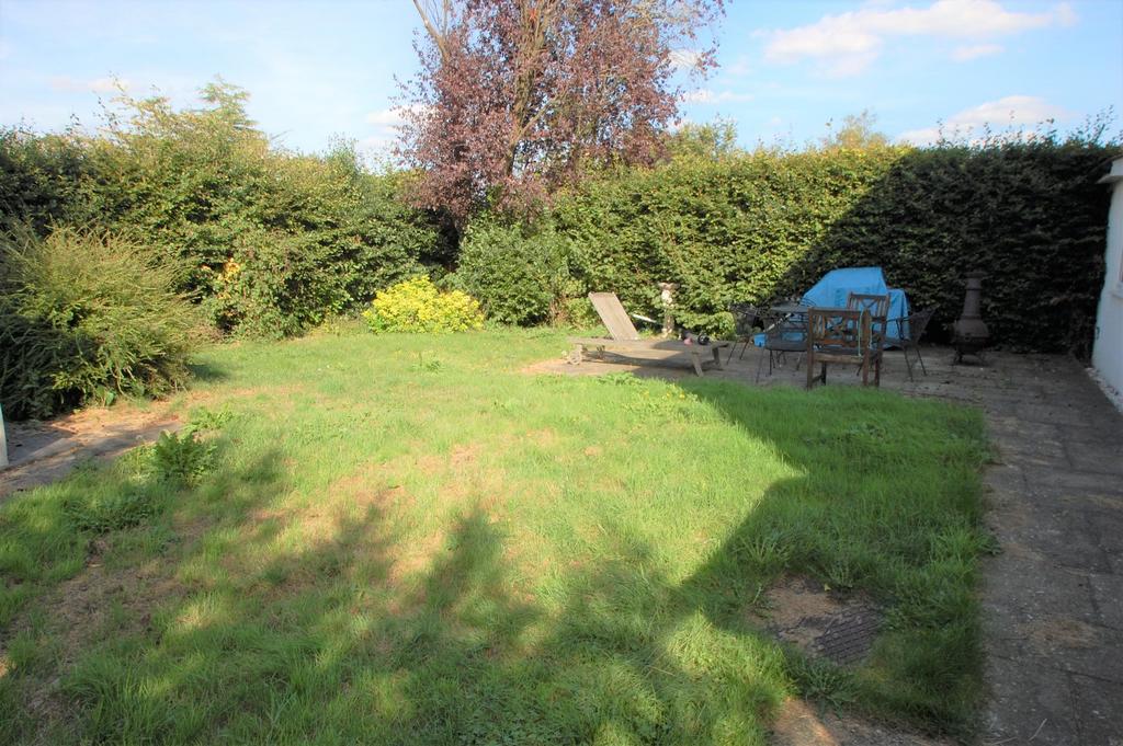 Albion Crescent, Chalfont St. Giles... 3 bed detached house £785,000