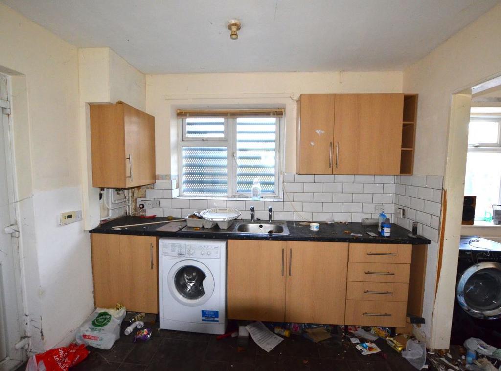 169 Monks Dyke Road, Louth... 2 bed semidetached house £108,000