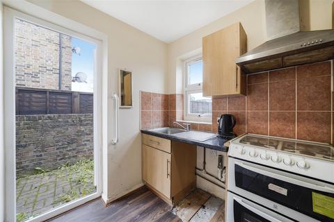 2 bedroom flat for sale, Tubbs Road, Harlesden