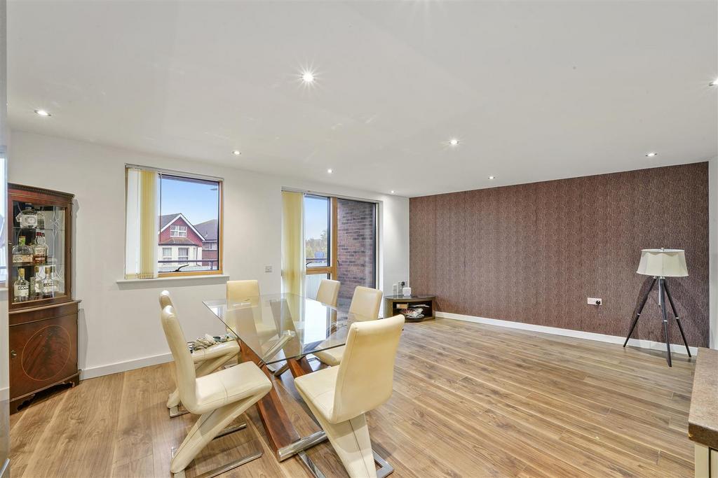 Flat 8, 72 Craven Park - ey7 GLa6 L18r Yd Q43 SOp2.jpg
